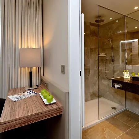 Hotel Western Delta Park 4*