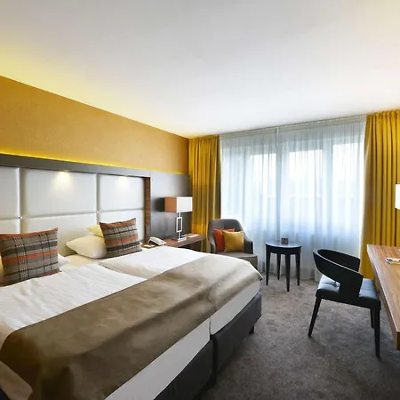 Western Delta Park Hotel 4*